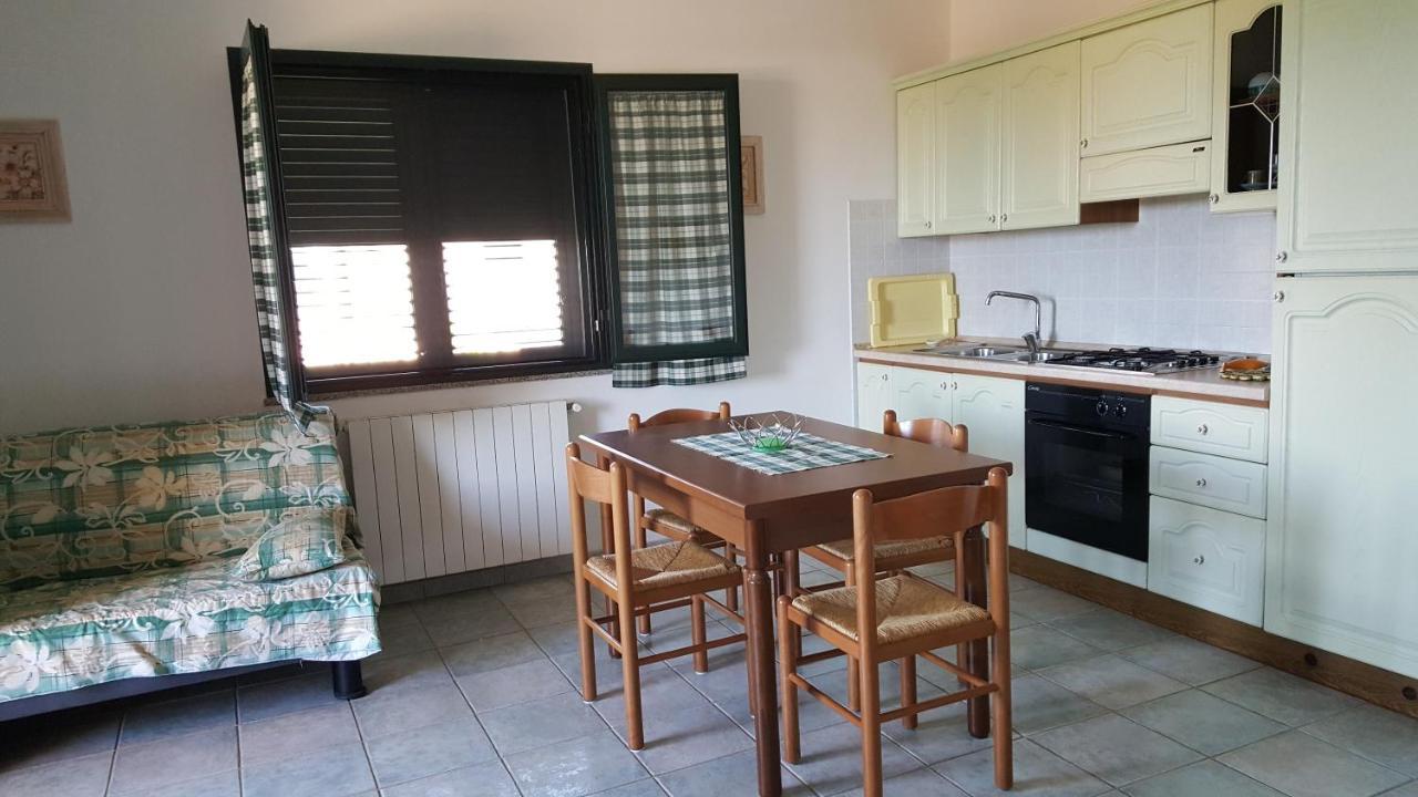 Gionny-C Apartment Budoni Luaran gambar